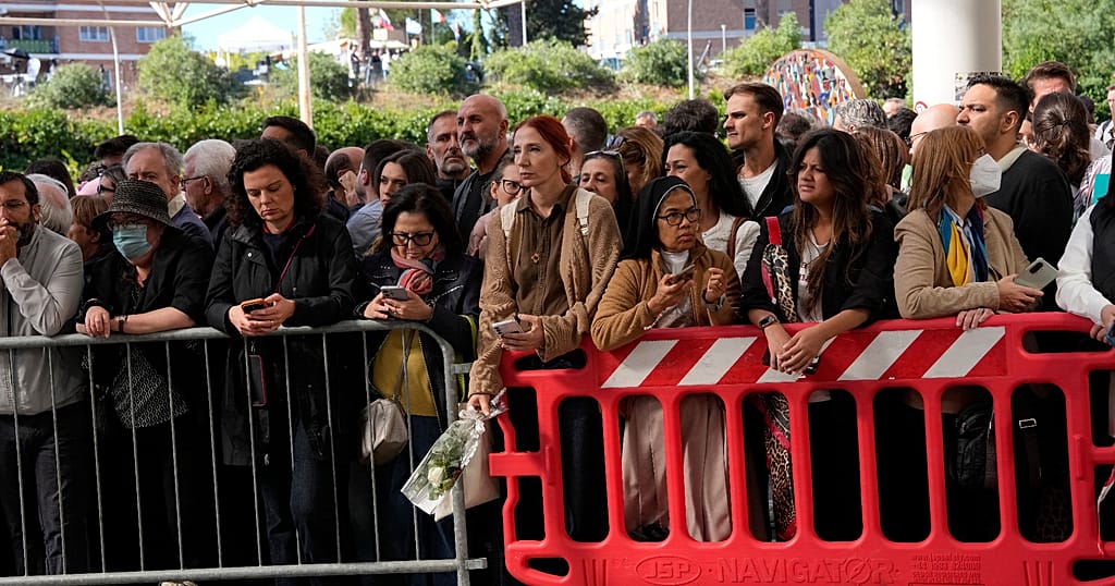 Well-wishers rally behind Pope Leo XIV as he recovers from cancer surgery