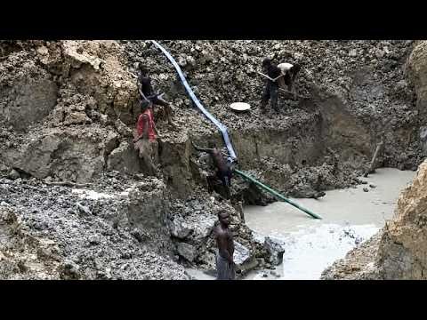 Death toll rises above 100 in Central African Republic mine collapse